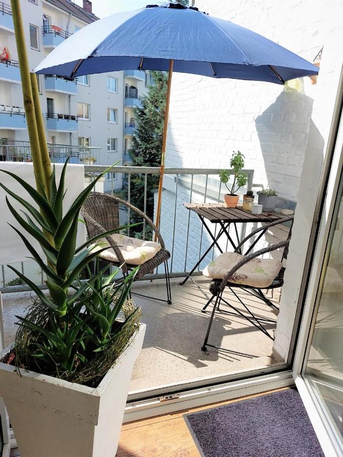 Ferienwohnung, Gemuetlicher Altbau Mit Balkon Naehe Fuerstenplatz Und Koenigsallee