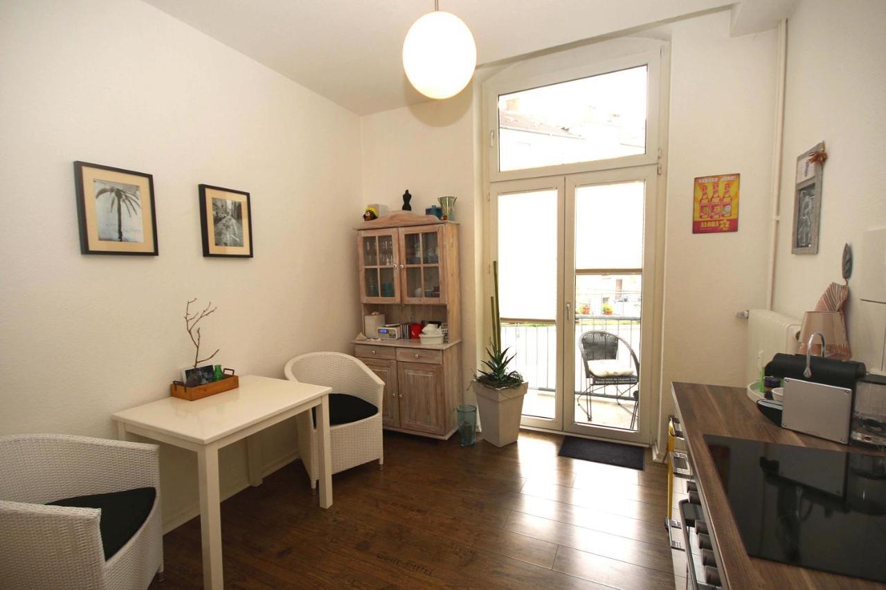 Appartement Ferienwohnung, Gemuetlicher Altbau Mit Balkon Naehe Fuerstenplatz Und Koenigsallee